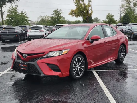 More photos of 2020 Toyota Camry SE at Auto Boutique Ohio, OH