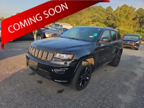 Black 2019 Jeep Grand Cherokee Altitude for sale in Columbus, OH