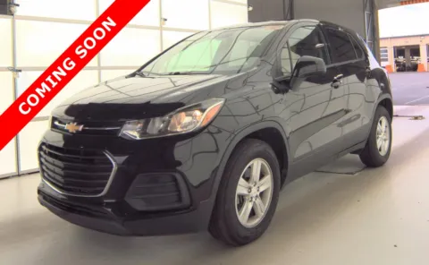 Black 2022 Chevrolet Trax LS for sale in Columbus, OH