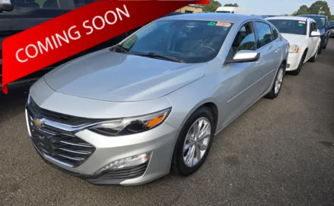 Silver 2020 Chevrolet Malibu LT for sale in Columbus, OH