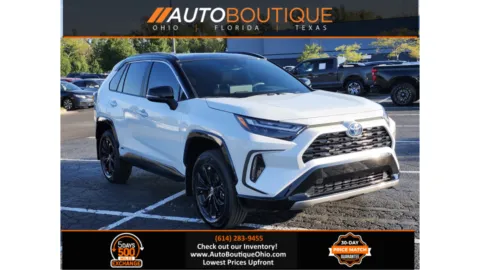 White 2024 Toyota RAV4 Hybrid XSE for sale in Columbus, OH