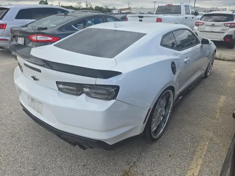 More photos of 2020 Chevrolet Camaro 1SS at Auto Boutique Ohio, OH