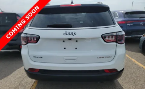 More photos of 2022 Jeep Compass Limited at Auto Boutique Ohio, OH