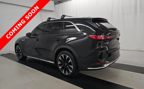More photos of 2024 Mazda CX-90 PHEV Premium at Auto Boutique Ohio, OH