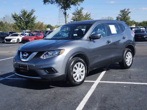More photos of 2016 Nissan Rogue S at Auto Boutique Ohio, OH