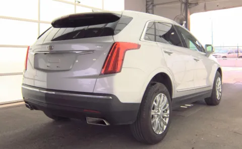 More photos of 2017 Cadillac XT5 FWD at Auto Boutique Ohio, OH