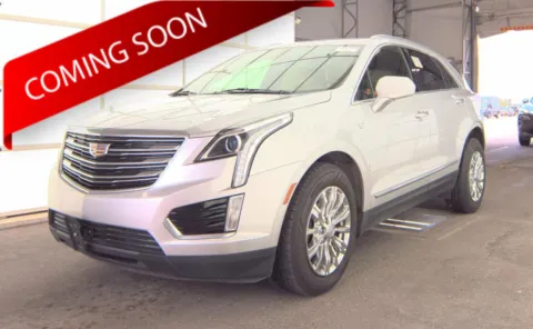 Silver 2017 Cadillac XT5 FWD for sale in Columbus, OH