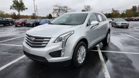 More photos of 2017 Cadillac XT5 FWD at Auto Boutique Ohio, OH