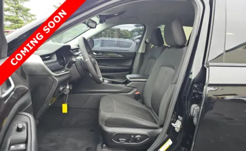 More photos of 2023 Jeep Grand Cherokee Laredo at Auto Boutique Ohio, OH