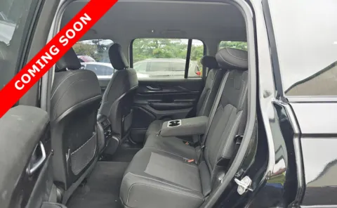 More photos of 2023 Jeep Grand Cherokee Laredo at Auto Boutique Ohio, OH