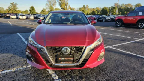 Another view of 2022 Nissan Altima 2.5 SV for sale in Columbus, OH at Auto Boutique Ohio