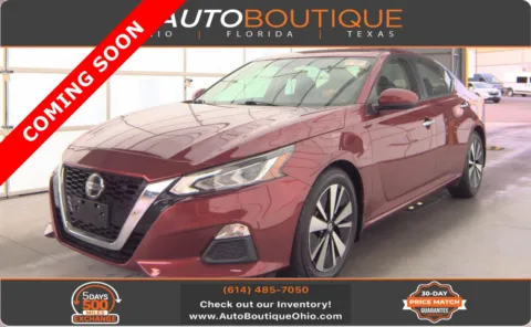 Red 2022 Nissan Altima 2.5 SV for sale in Columbus, OH