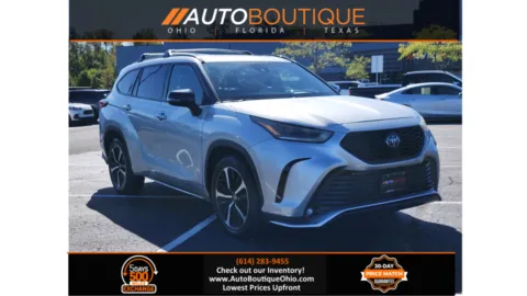 Silver 2021 Toyota Highlander XSE for sale in Columbus, OH