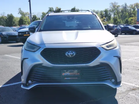 Another view of 2021 Toyota Highlander XSE for sale in Columbus, OH at Auto Boutique Ohio