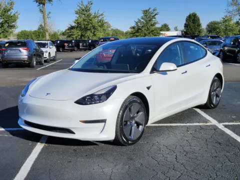 More photos of 2023 Tesla Model 3 at Auto Boutique Ohio, OH