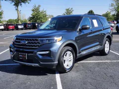 More photos of 2022 Ford Explorer XLT at Auto Boutique Ohio, OH
