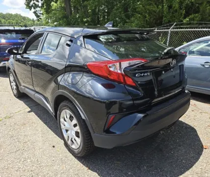 More photos of 2019 Toyota C-HR LE at Auto Boutique Ohio, OH