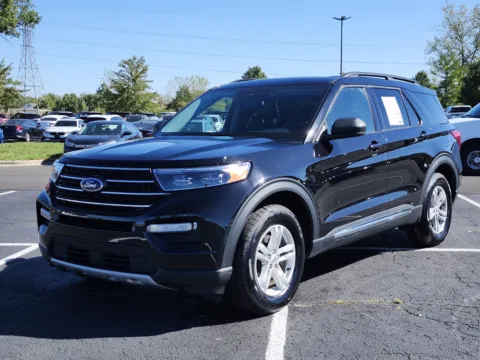 More photos of 2021 Ford Explorer XLT at Auto Boutique Ohio, OH