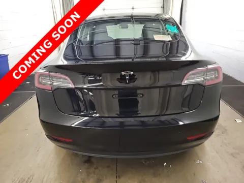 More photos of 2022 Tesla Model 3 at Auto Boutique Ohio, OH