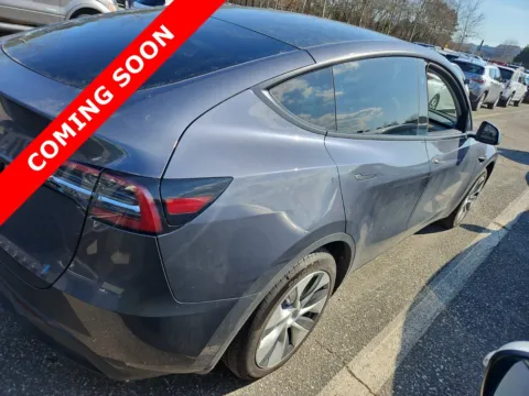More photos of 2023 Tesla Model Y at Auto Boutique Ohio, OH