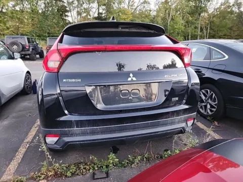More photos of 2018 Mitsubishi Eclipse Cross LE at Auto Boutique Ohio, OH