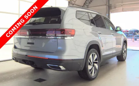 More photos of 2024 Volkswagen Atlas 2.0T SE w/Technology at Auto Boutique Ohio, OH