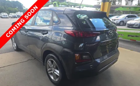 More photos of 2021 Hyundai Kona SE at Auto Boutique Ohio, OH
