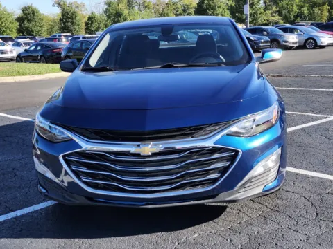 Another view of 2019 Chevrolet Malibu LT for sale in Columbus, OH at Auto Boutique Ohio