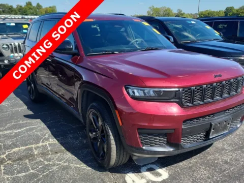 Another view of 2023 Jeep Grand Cherokee L Altitude for sale in Columbus, OH at Auto Boutique Ohio