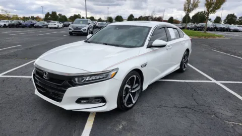 More photos of 2018 Honda Accord Sedan Sport 2.0T at Auto Boutique Ohio, OH