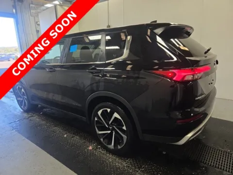 Another view of 2024 Mitsubishi Outlander SE for sale in Columbus, OH at Auto Boutique Ohio