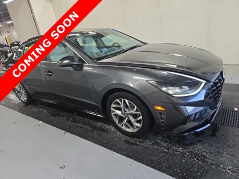More photos of 2023 Hyundai Sonata SEL at Auto Boutique Ohio, OH