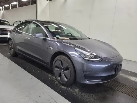 More photos of 2019 Tesla Model 3 Standard Range Plus at Auto Boutique Ohio, OH
