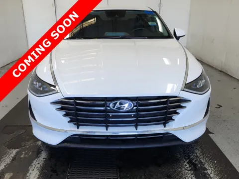 More photos of 2021 Hyundai Sonata SE at Auto Boutique Ohio, OH