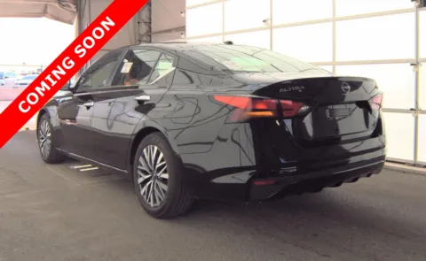 More photos of 2024 Nissan Altima 2.5 SV at Auto Boutique Ohio, OH