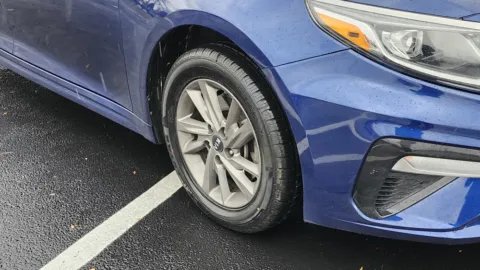 More photos of 2020 Kia Optima LX at Auto Boutique Ohio, OH