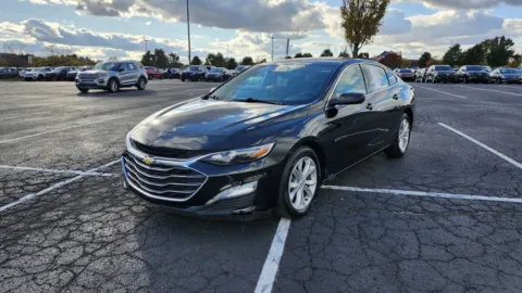 More photos of 2023 Chevrolet Malibu LT at Auto Boutique Ohio, OH
