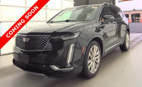 Black 2021 Cadillac XT6 Premium Luxury for sale in Columbus, OH