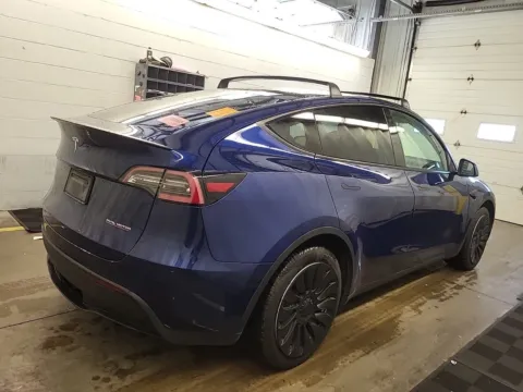 More photos of 2020 Tesla Model Y Performance at Auto Boutique Ohio, OH
