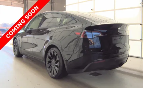 More photos of 2022 Tesla Model Y Performance at Auto Boutique Ohio, OH