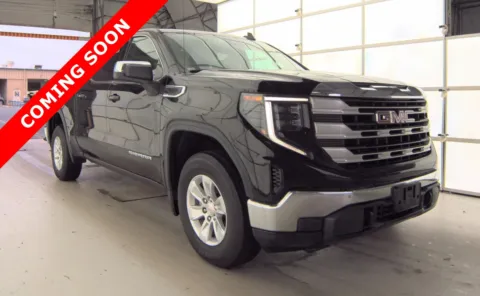 Another view of 2022 GMC Sierra 1500 SLE for sale in Columbus, OH at Auto Boutique Ohio