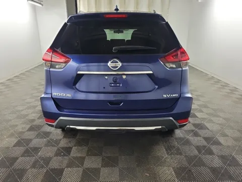 More photos of 2018 Nissan Rogue SV at Auto Boutique Ohio, OH