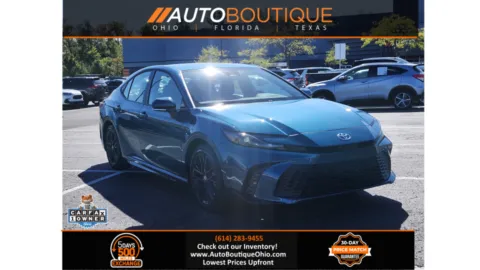 Blue 2025 Toyota Camry LE for sale in Columbus, OH