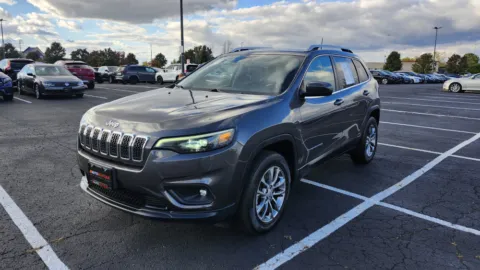 More photos of 2019 Jeep Cherokee Latitude Plus at Auto Boutique Ohio, OH