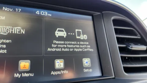 More photos of 2019 Hyundai Elantra SEL at Auto Boutique Ohio, OH