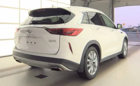 More photos of 2019 INFINITI QX50 LUXE at Auto Boutique Ohio, OH