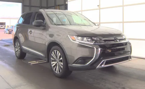Another view of 2019 Mitsubishi Outlander ES for sale in Columbus, OH at Auto Boutique Ohio