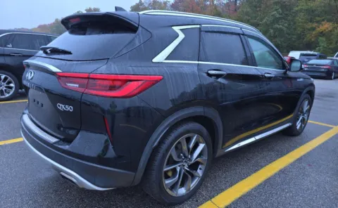 More photos of 2019 INFINITI QX50 ESSENTIAL at Auto Boutique Ohio, OH
