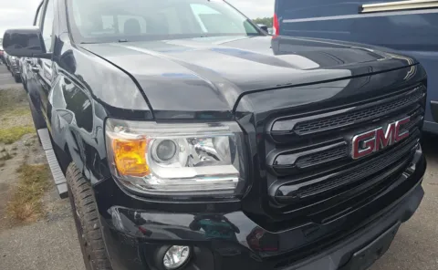 Another view of 2018 GMC Canyon 4WD All Terrain w/Cloth for sale in Columbus, OH at Auto Boutique Ohio