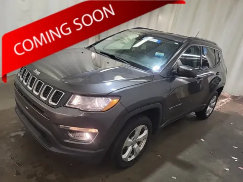 Gray 2018 Jeep Compass Latitude for sale in Columbus, OH